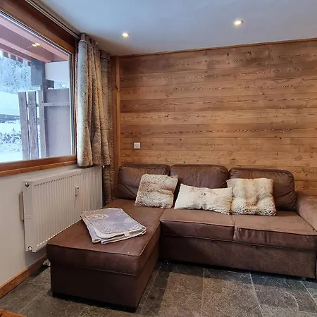 Cabiné Rénové, Accès Ski, 5 Pers. à Plagne Centre - Fr-1-351-271 Appartement