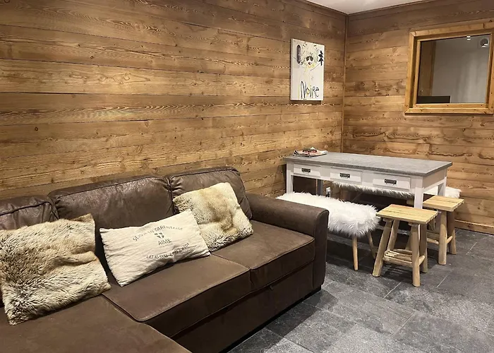 Cabiné Rénové, Accès Ski, 5 Pers. à Plagne Centre - Fr-1-351-271